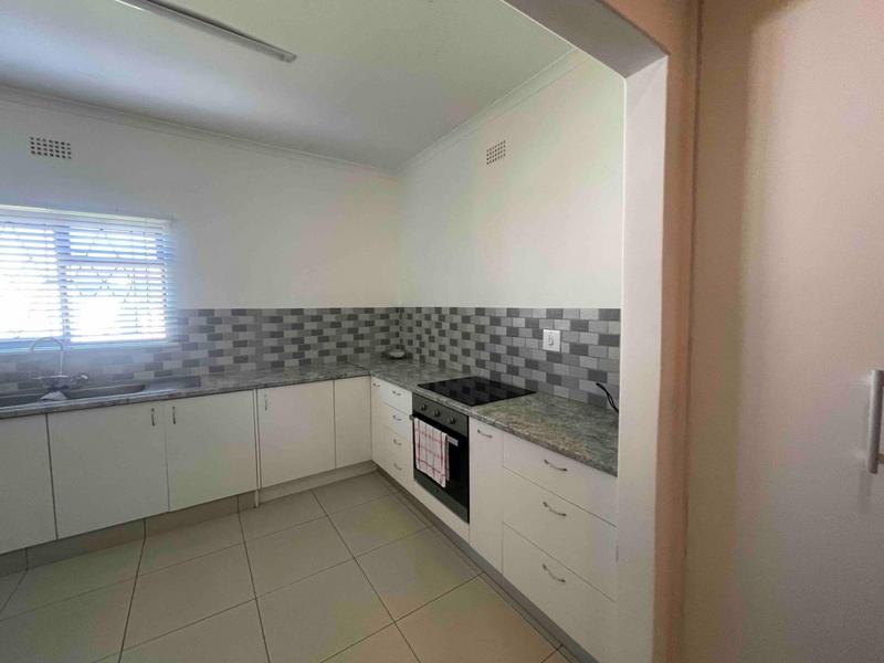 1 Bedroom Property for Sale in Grassy Park Western Cape